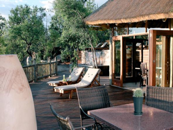 Etali Safari Lodge - Deck2